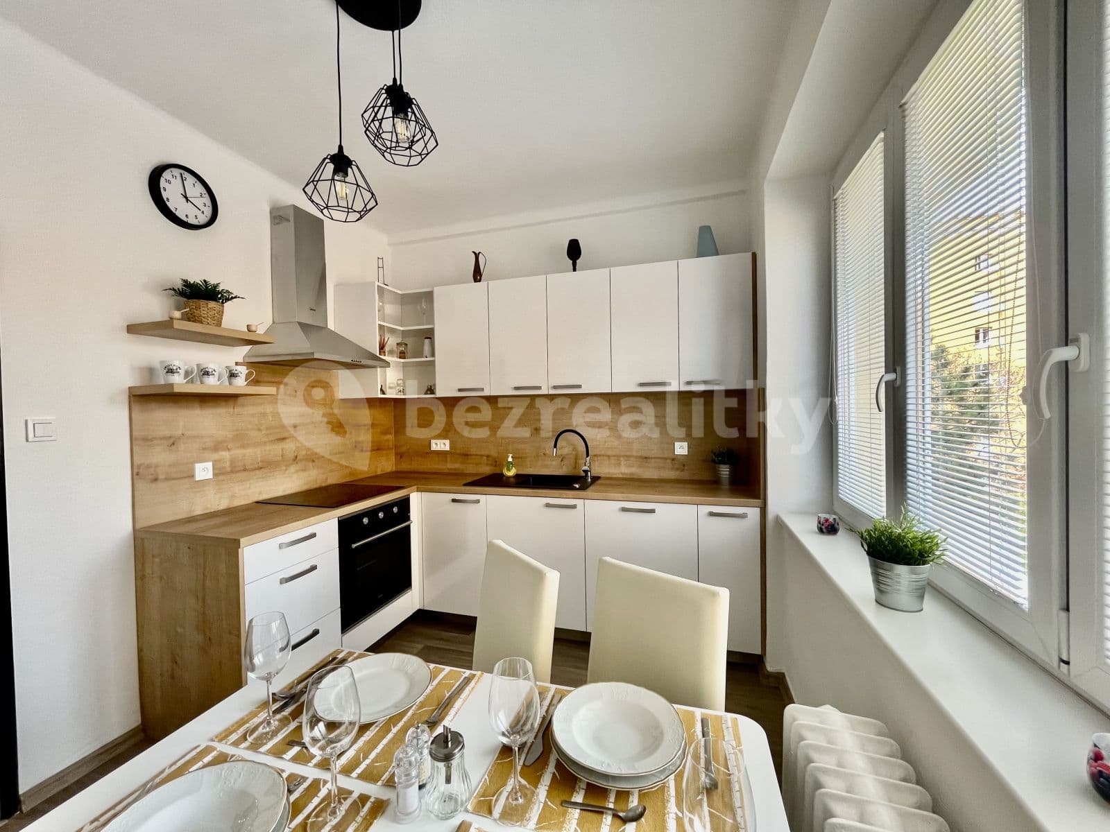 Pronájem bytu 3+1 79 m², W. A. Mozarta, Most, Ústecký kraj Pronájem bytu 3+1 79 m², W. A. Mozarta, Most, Ústecký kraj