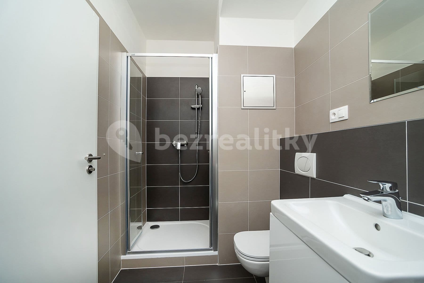 Pronájem bytu 1+kk 43 m², Škrábkových, Praha, Praha Pronájem bytu 1+kk 43 m², Škrábkových, Praha, Praha