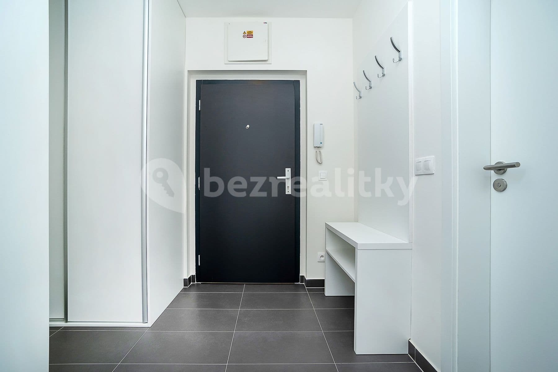 Pronájem bytu 1+kk 43 m², Škrábkových, Praha, Praha Pronájem bytu 1+kk 43 m², Škrábkových, Praha, Praha