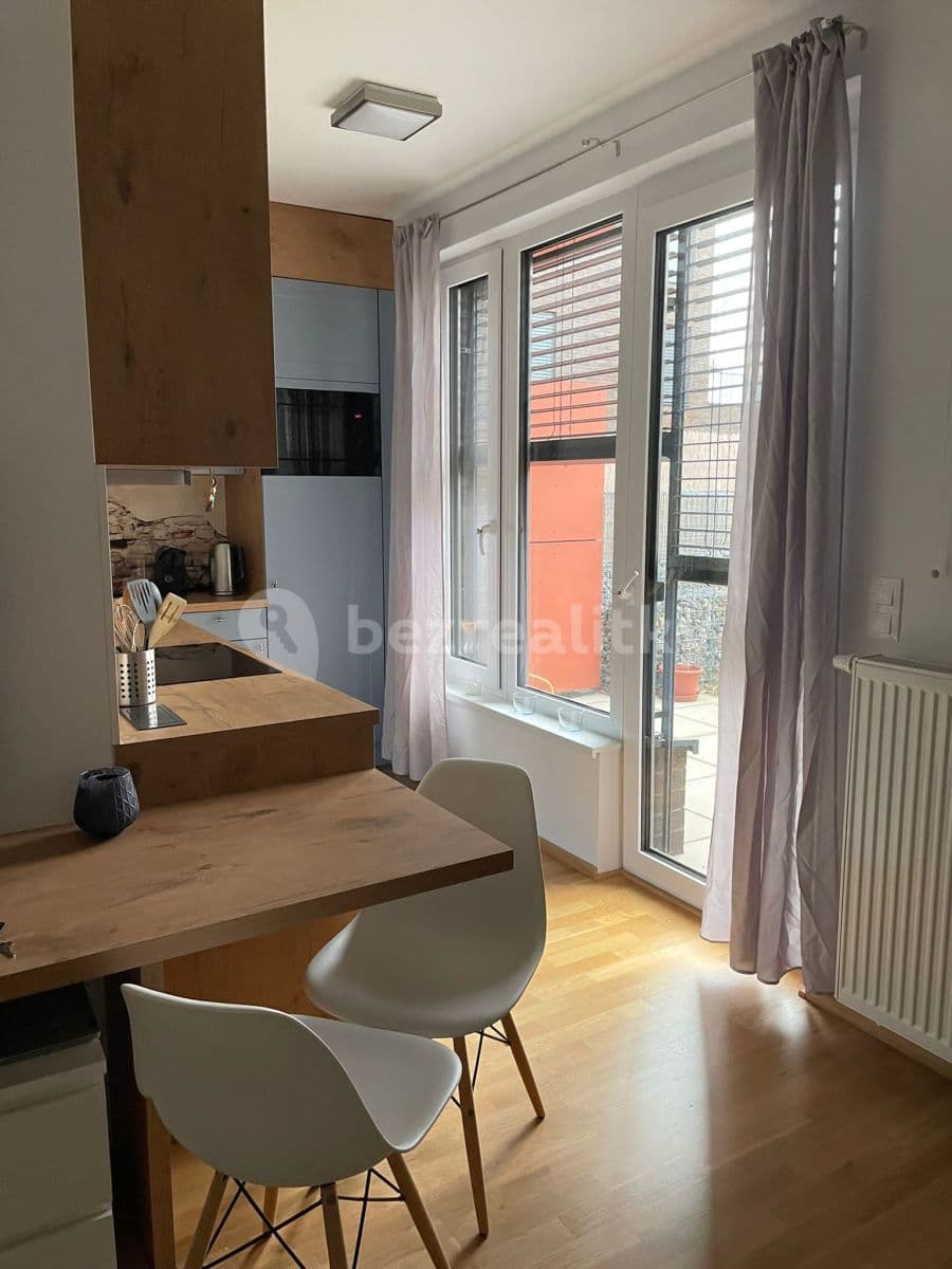 Pronájem bytu 1+kk 33 m², Wassermannova, Praha, Praha Pronájem bytu 1+kk 33 m², Wassermannova, Praha, Praha