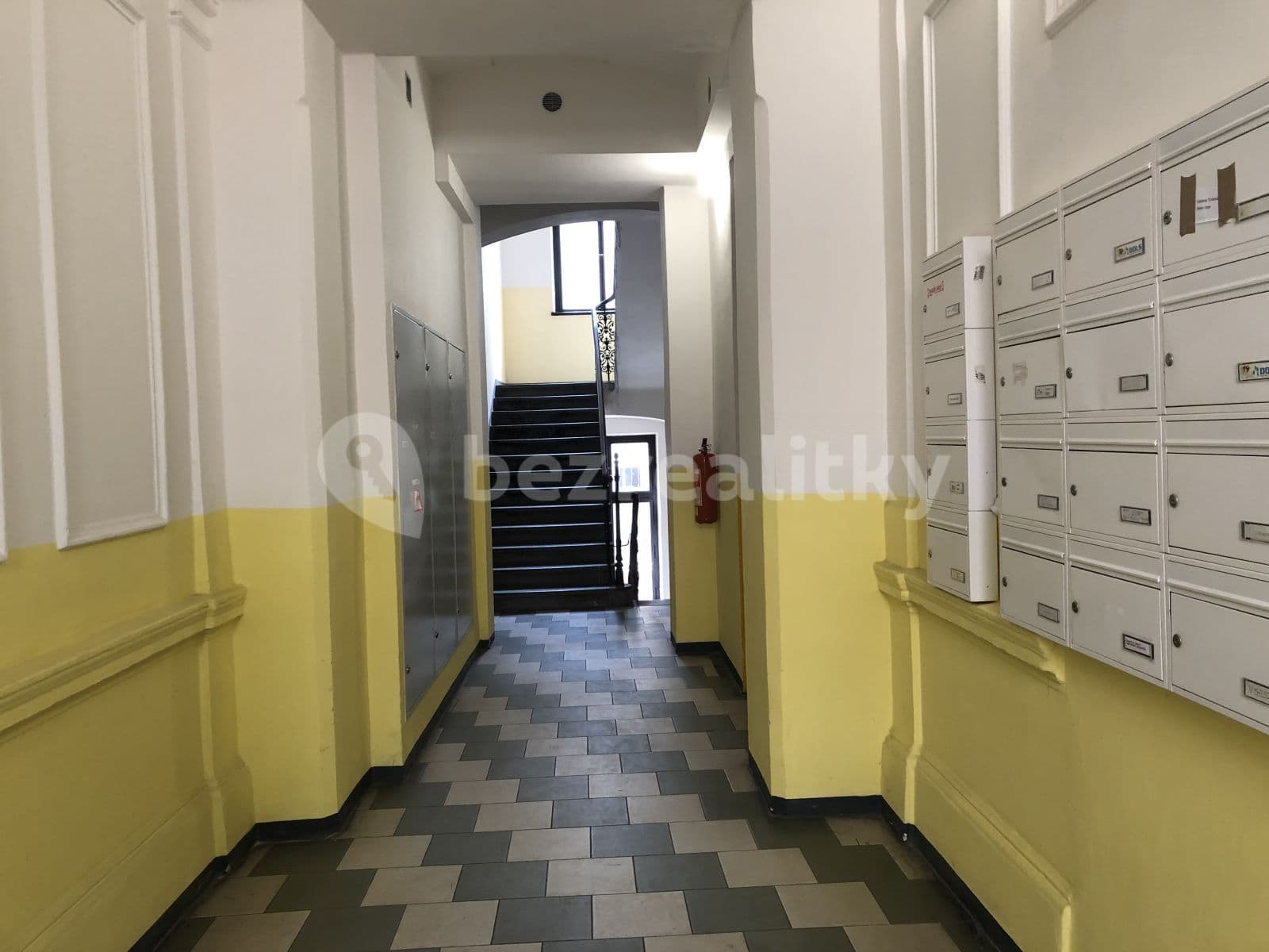 Pronájem bytu 2+kk 42 m², Grafická, Praha, Praha Pronájem bytu 2+kk 42 m², Grafická, Praha, Praha