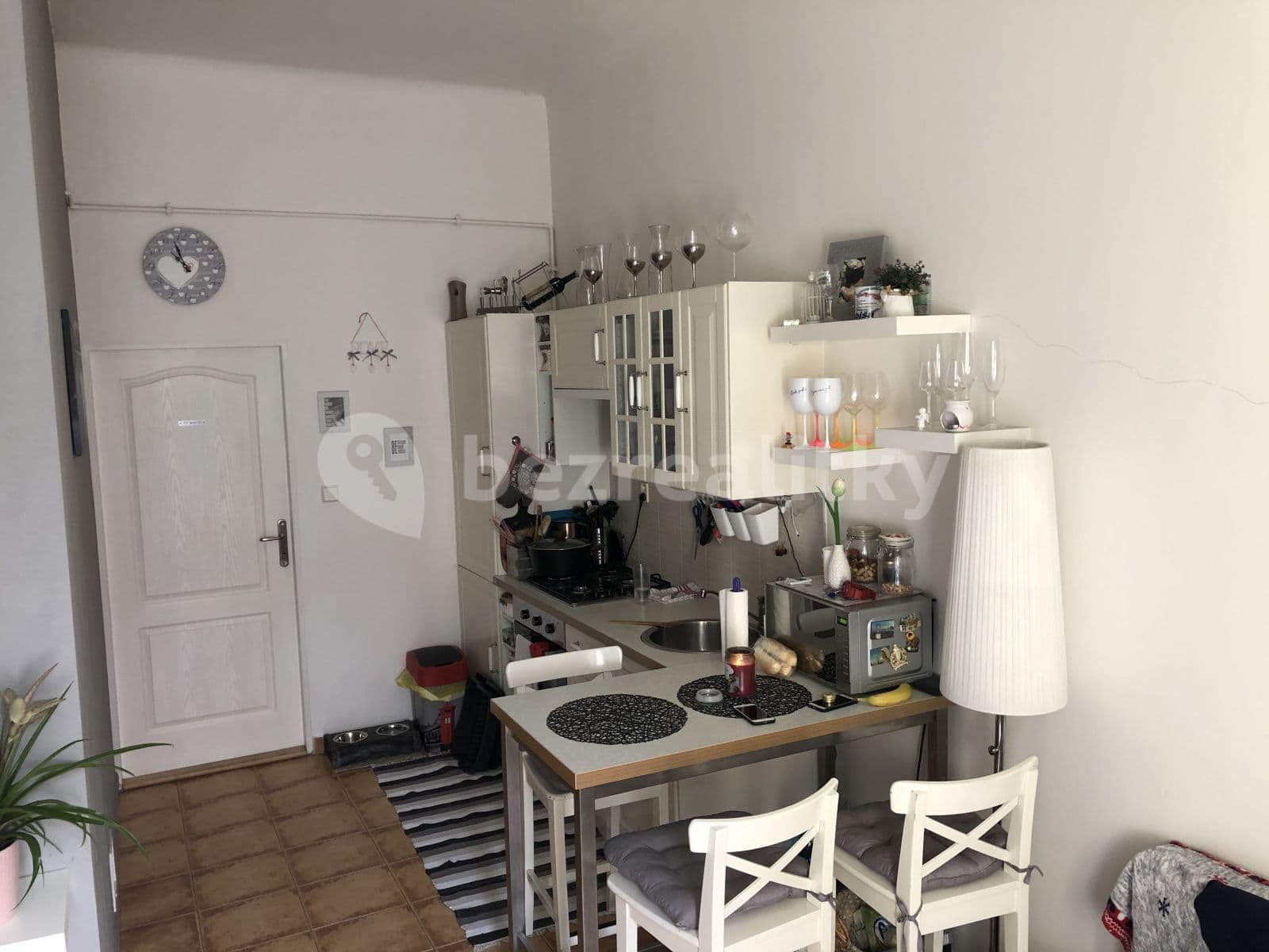 Pronájem bytu 2+kk 42 m², Grafická, Praha, Praha Pronájem bytu 2+kk 42 m², Grafická, Praha, Praha