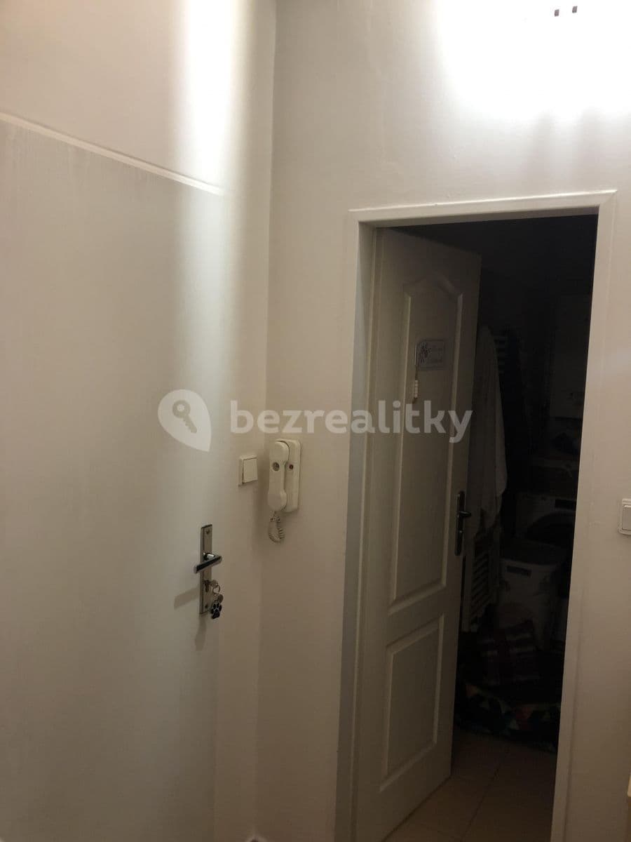 Pronájem bytu 2+kk 42 m², Grafická, Praha, Praha Pronájem bytu 2+kk 42 m², Grafická, Praha, Praha