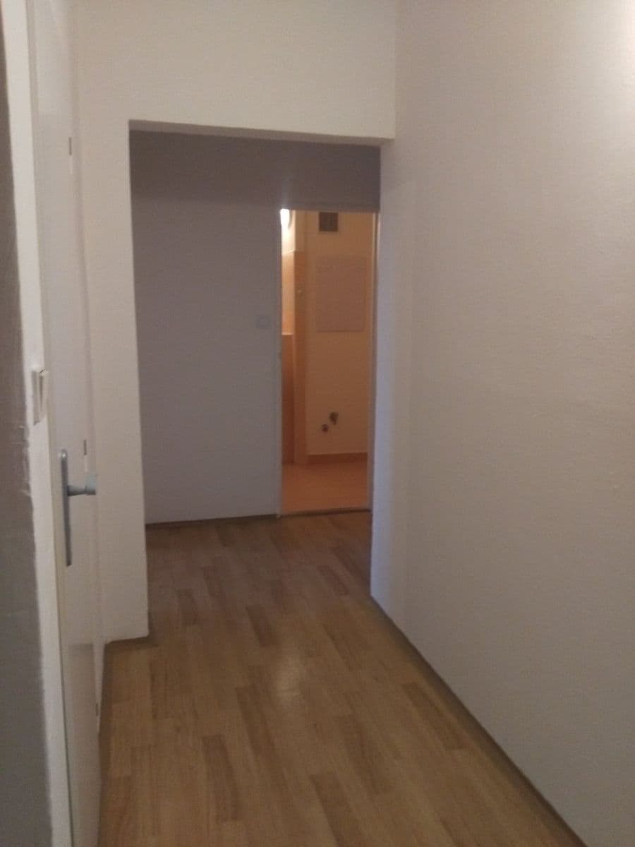 Pronájem bytu 3+1 77 m², Československé armády, Frýdek-Místek, Moravskoslezský kraj Pronájem bytu 3+1 77 m², Československé armády, Frýdek-Místek, Moravskoslezský kraj