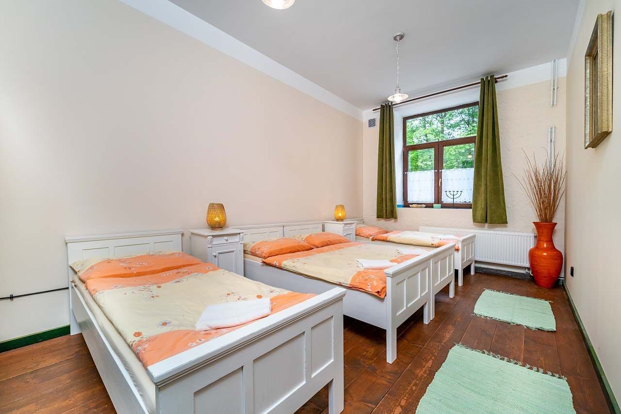 Pronájem chaty, chalupy, Velké Karlovice, Zlínský kraj Pronájem chaty, chalupy, Velké Karlovice, Zlínský kraj