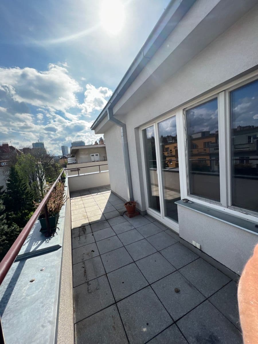 Pronájem bytu 2+kk 56 m², Sdružení, Praha, Praha Pronájem bytu 2+kk 56 m², Sdružení, Praha, Praha