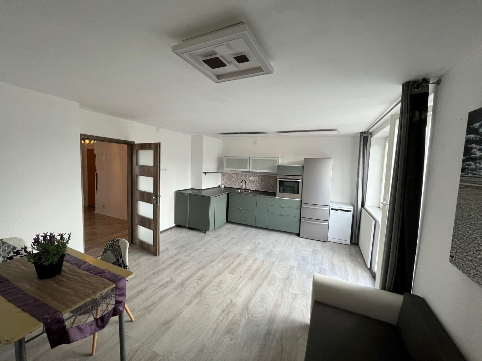 Pronájem bytu 2+kk 56 m², Sdružení, Praha, Praha Pronájem bytu 2+kk 56 m², Sdružení, Praha, Praha