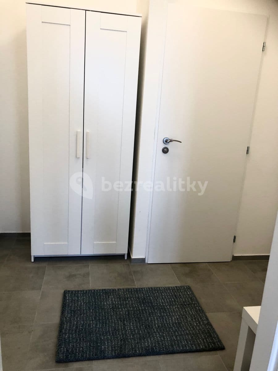 Pronájem bytu 1+kk 30 m², Kloboučnická, Praha, Praha Pronájem bytu 1+kk 30 m², Kloboučnická, Praha, Praha