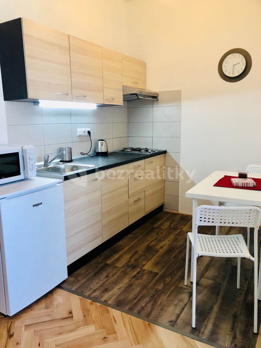 Pronájem bytu 1+kk 30 m², Kloboučnická, Praha, Praha Pronájem bytu 1+kk 30 m², Kloboučnická, Praha, Praha