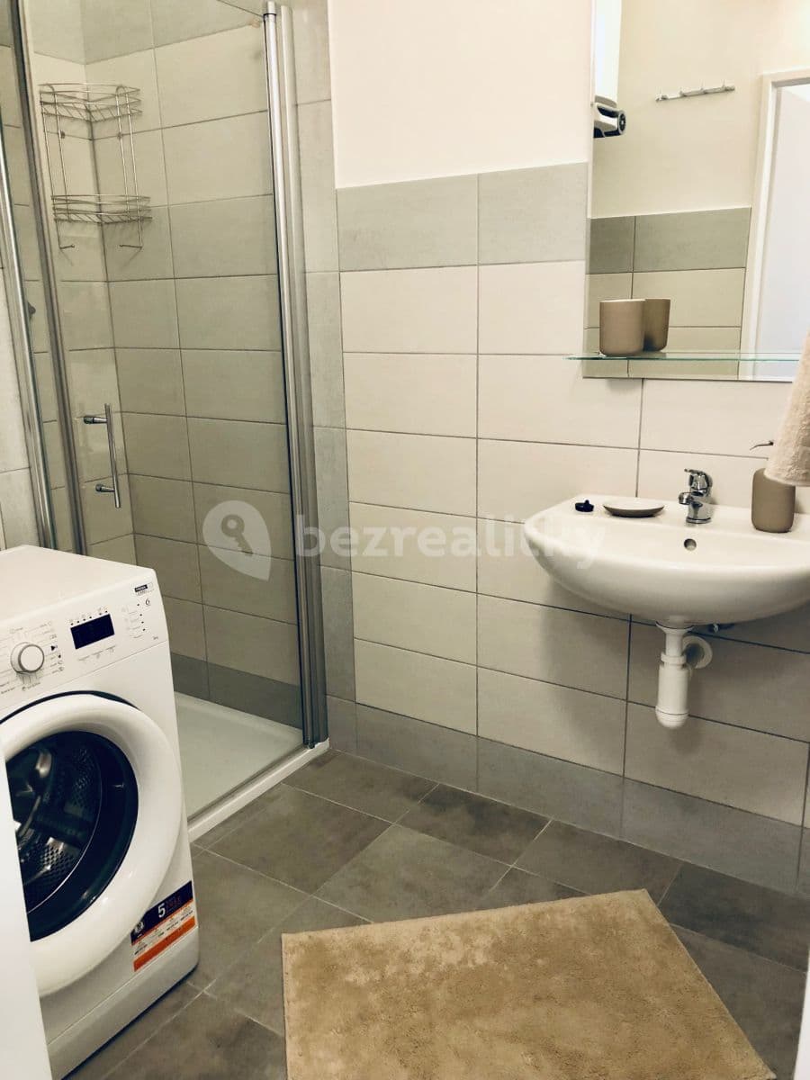 Pronájem bytu 1+kk 30 m², Kloboučnická, Praha, Praha Pronájem bytu 1+kk 30 m², Kloboučnická, Praha, Praha