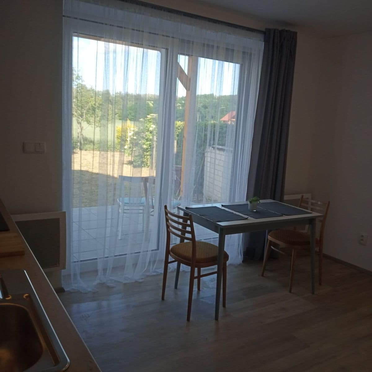 Pronájem bytu 1+kk 25 m², Zámostí, Uherské Hradiště, Zlínský kraj Pronájem bytu 1+kk 25 m², Zámostí, Uherské Hradiště, Zlínský kraj