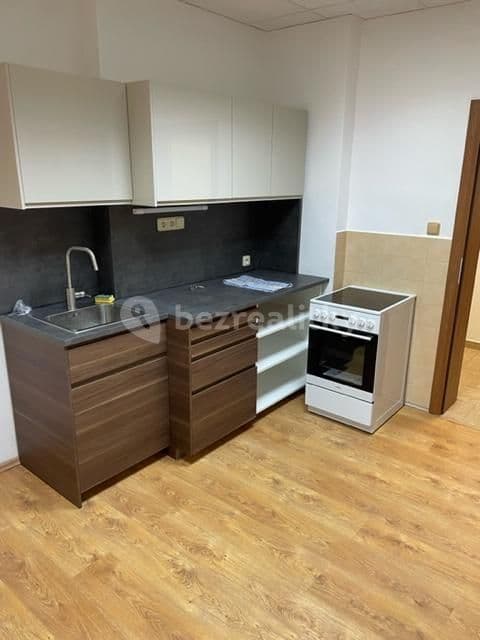 Pronájem bytu 3+1 98 m², Pavlovická, Olomouc, Olomoucký kraj Pronájem bytu 3+1 98 m², Pavlovická, Olomouc, Olomoucký kraj