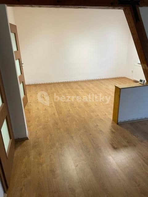 Pronájem bytu 3+1 98 m², Pavlovická, Olomouc, Olomoucký kraj Pronájem bytu 3+1 98 m², Pavlovická, Olomouc, Olomoucký kraj