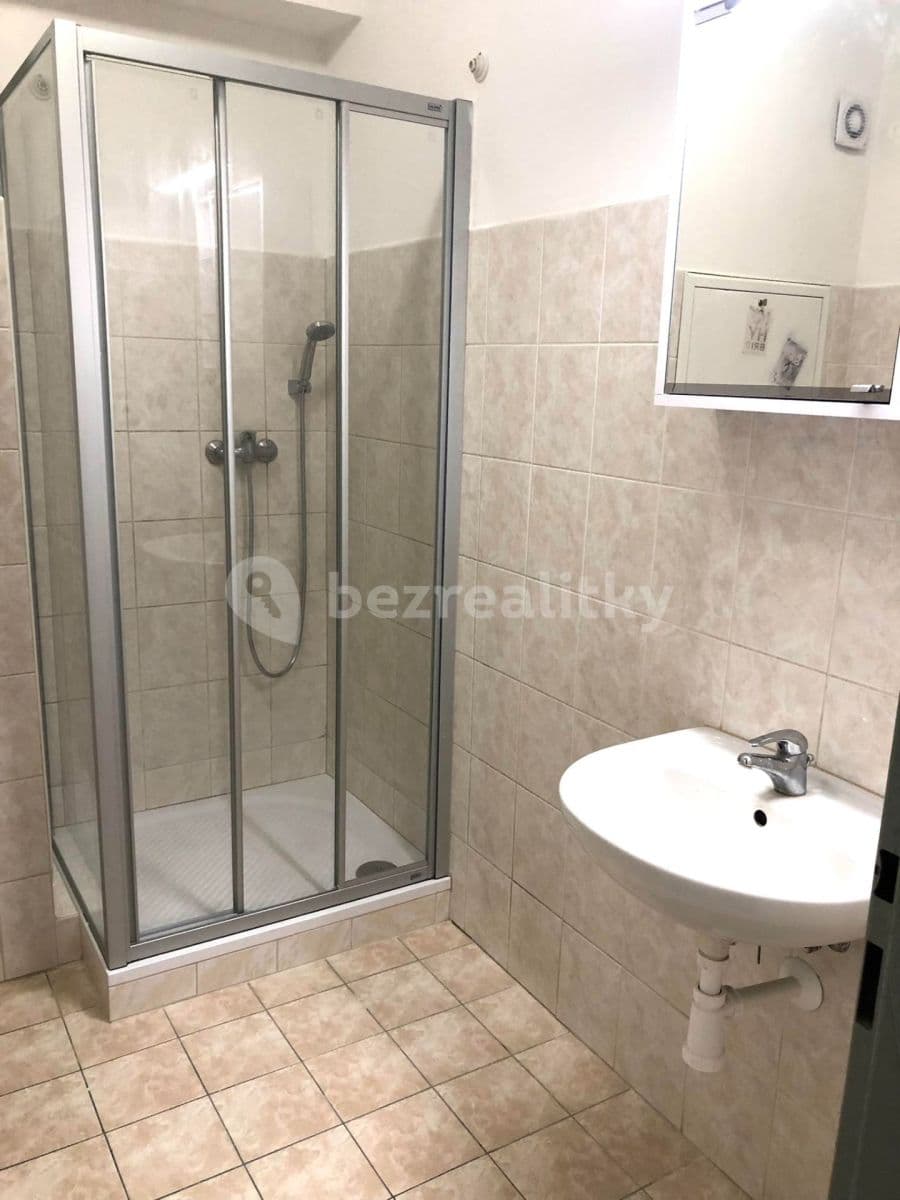 Pronájem bytu 1+kk 40 m², K Tabulkám, Kostelec nad Orlicí, Královéhradecký kraj Pronájem bytu 1+kk 40 m², K Tabulkám, Kostelec nad Orlicí, Královéhradecký kraj