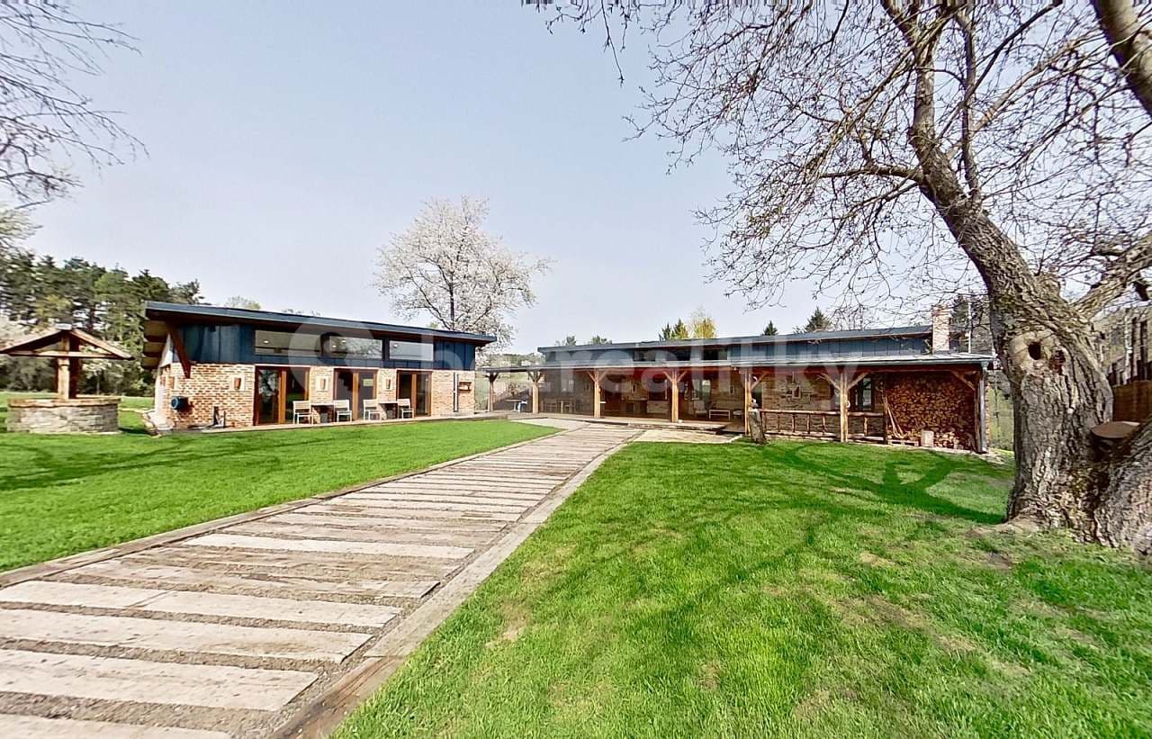 Pronájem chaty, chalupy, Nečín, Středočeský kraj Pronájem chaty, chalupy, Nečín, Středočeský kraj