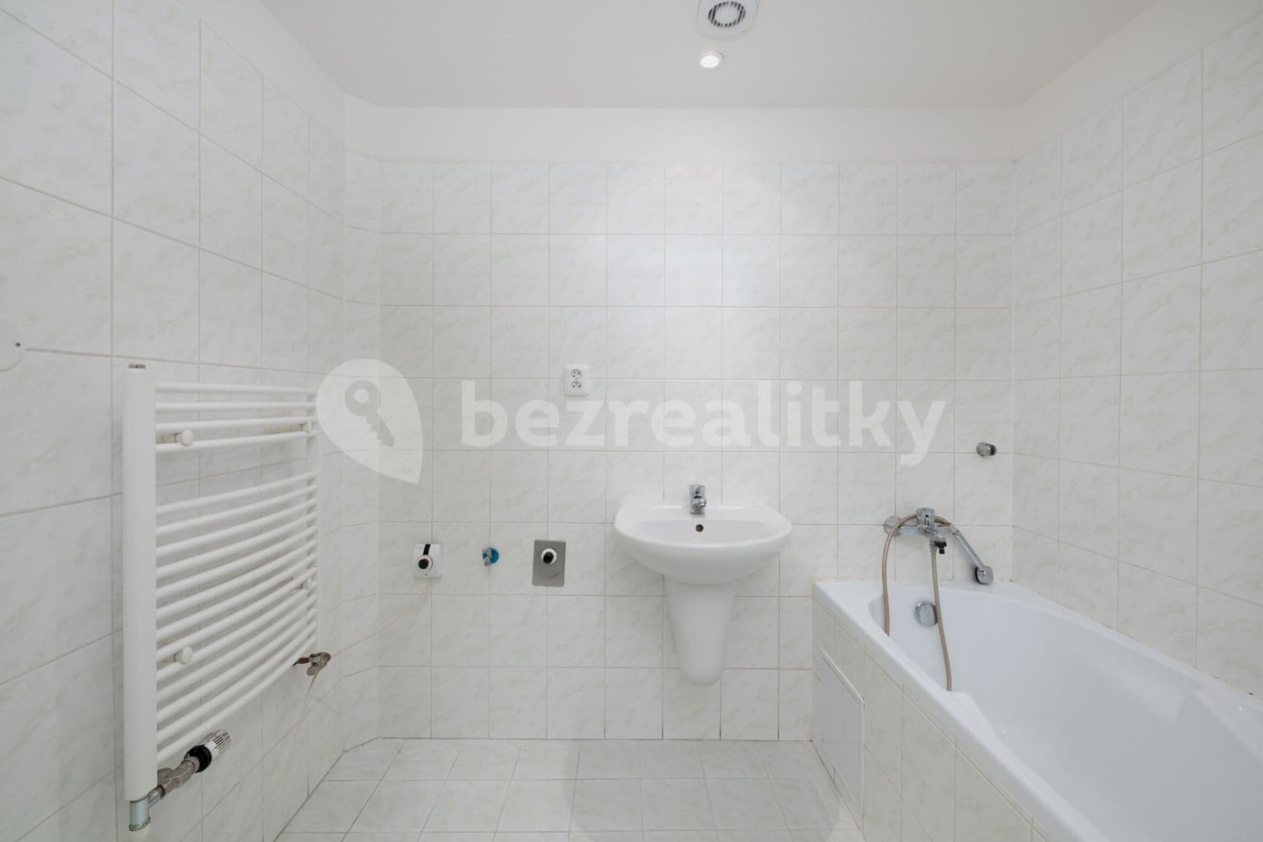 Prodej bytu 2+1 91 m², U Pekáren, Praha, Praha Prodej bytu 2+1 91 m², U Pekáren, Praha, Praha