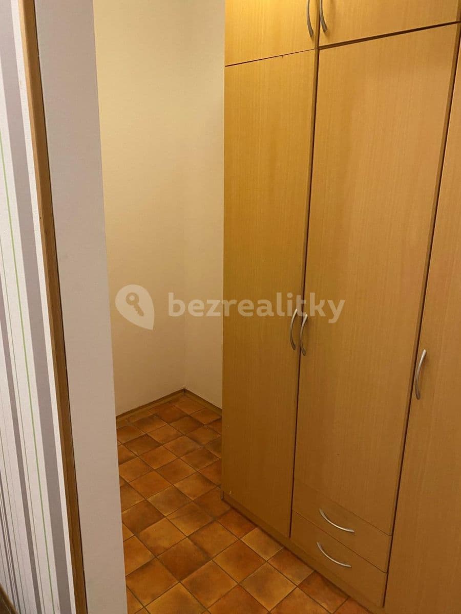 Pronájem bytu 2+kk 46 m², Hnězdenská, Praha, Praha Pronájem bytu 2+kk 46 m², Hnězdenská, Praha, Praha