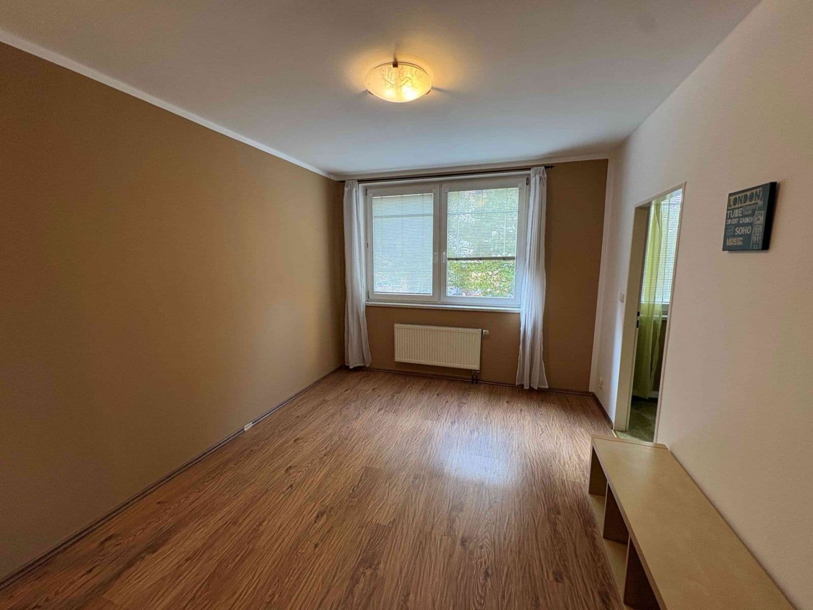 Pronájem bytu 2+kk 46 m², Hnězdenská, Praha, Praha Pronájem bytu 2+kk 46 m², Hnězdenská, Praha, Praha