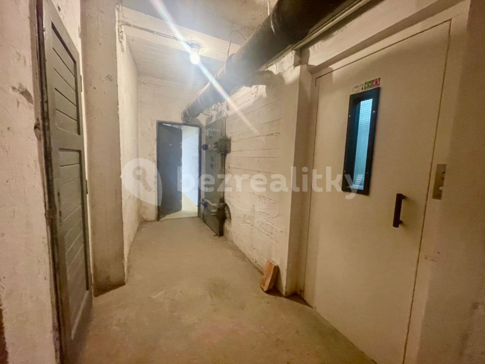 Pronájem nebytového prostoru 45 m², Za Hládkovem, Praha, Praha Pronájem nebytového prostoru 45 m², Za Hládkovem, Praha, Praha