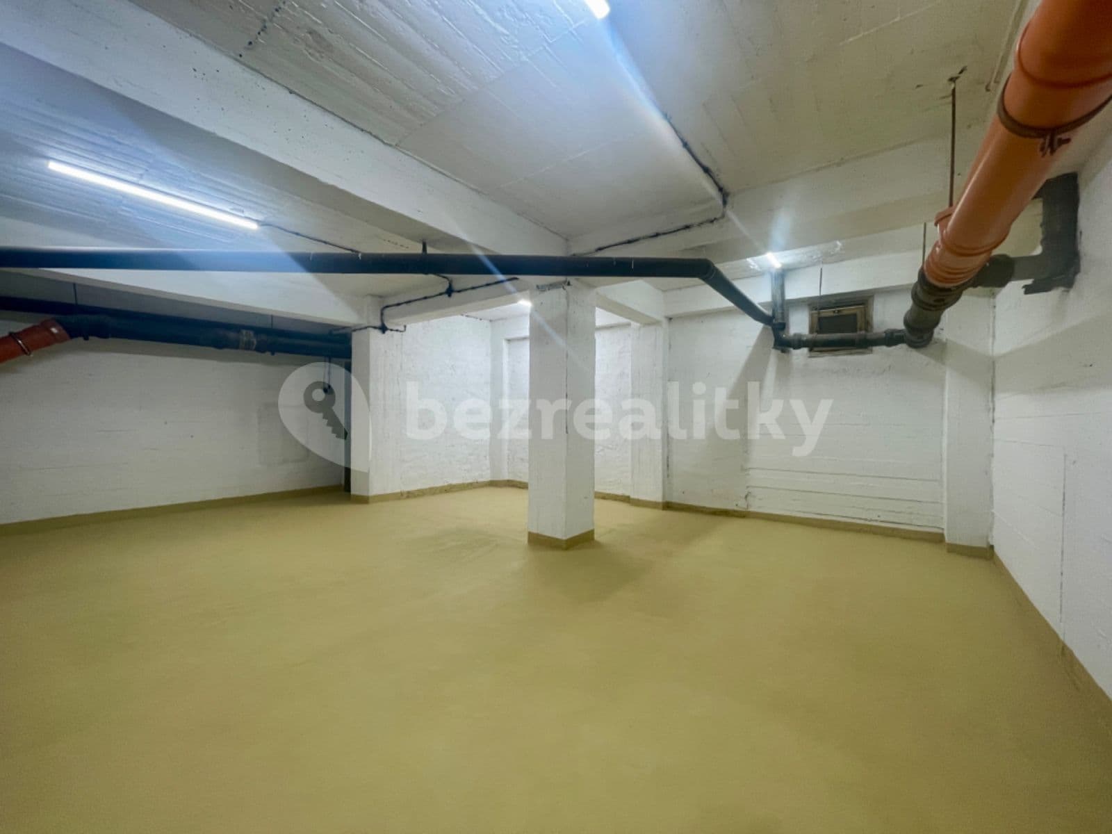 Pronájem nebytového prostoru 45 m², Za Hládkovem, Praha, Praha Pronájem nebytového prostoru 45 m², Za Hládkovem, Praha, Praha