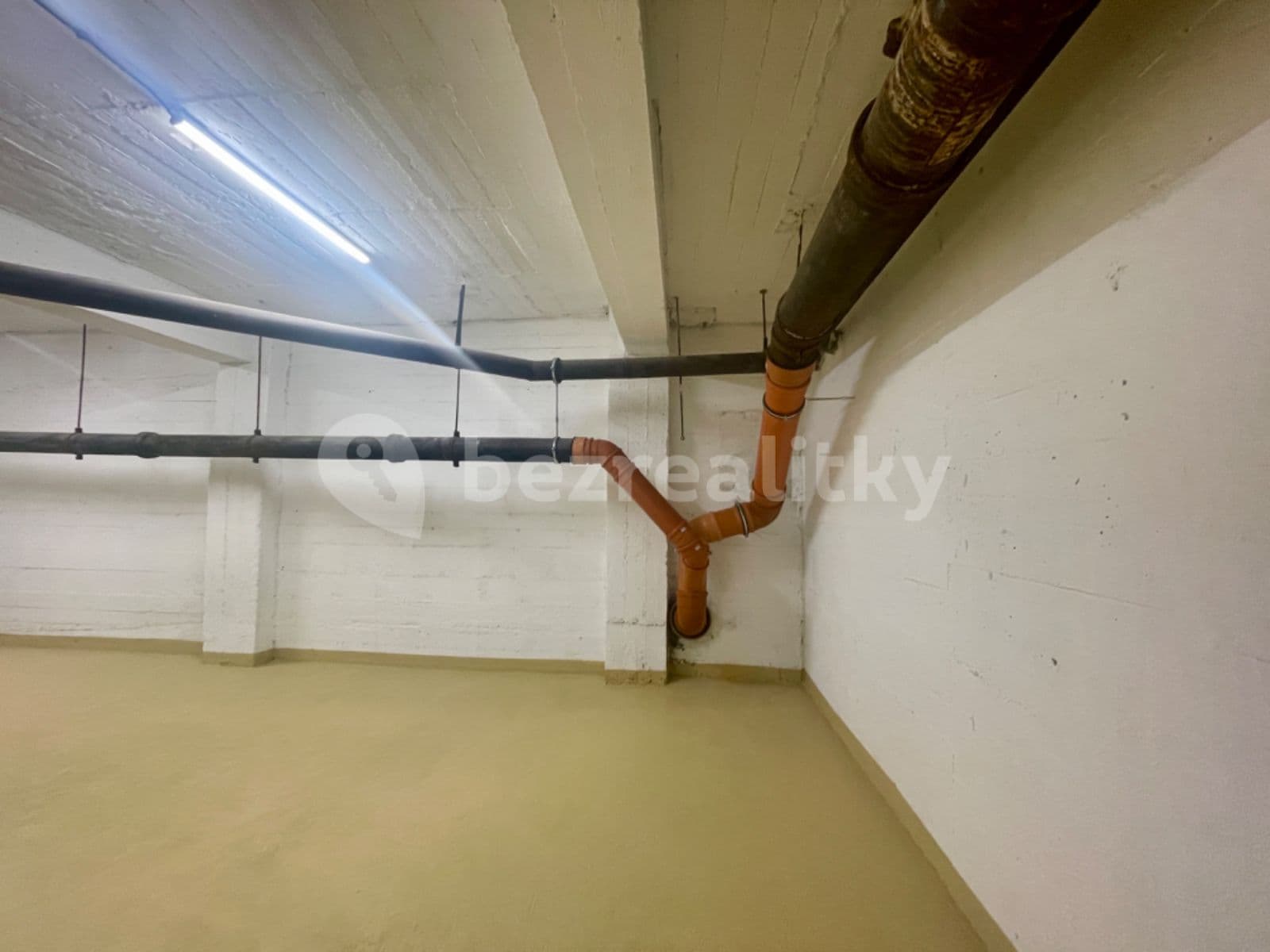 Pronájem nebytového prostoru 45 m², Za Hládkovem, Praha, Praha Pronájem nebytového prostoru 45 m², Za Hládkovem, Praha, Praha