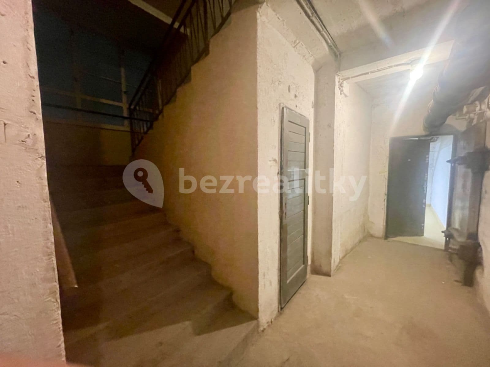 Pronájem nebytového prostoru 45 m², Za Hládkovem, Praha, Praha Pronájem nebytového prostoru 45 m², Za Hládkovem, Praha, Praha