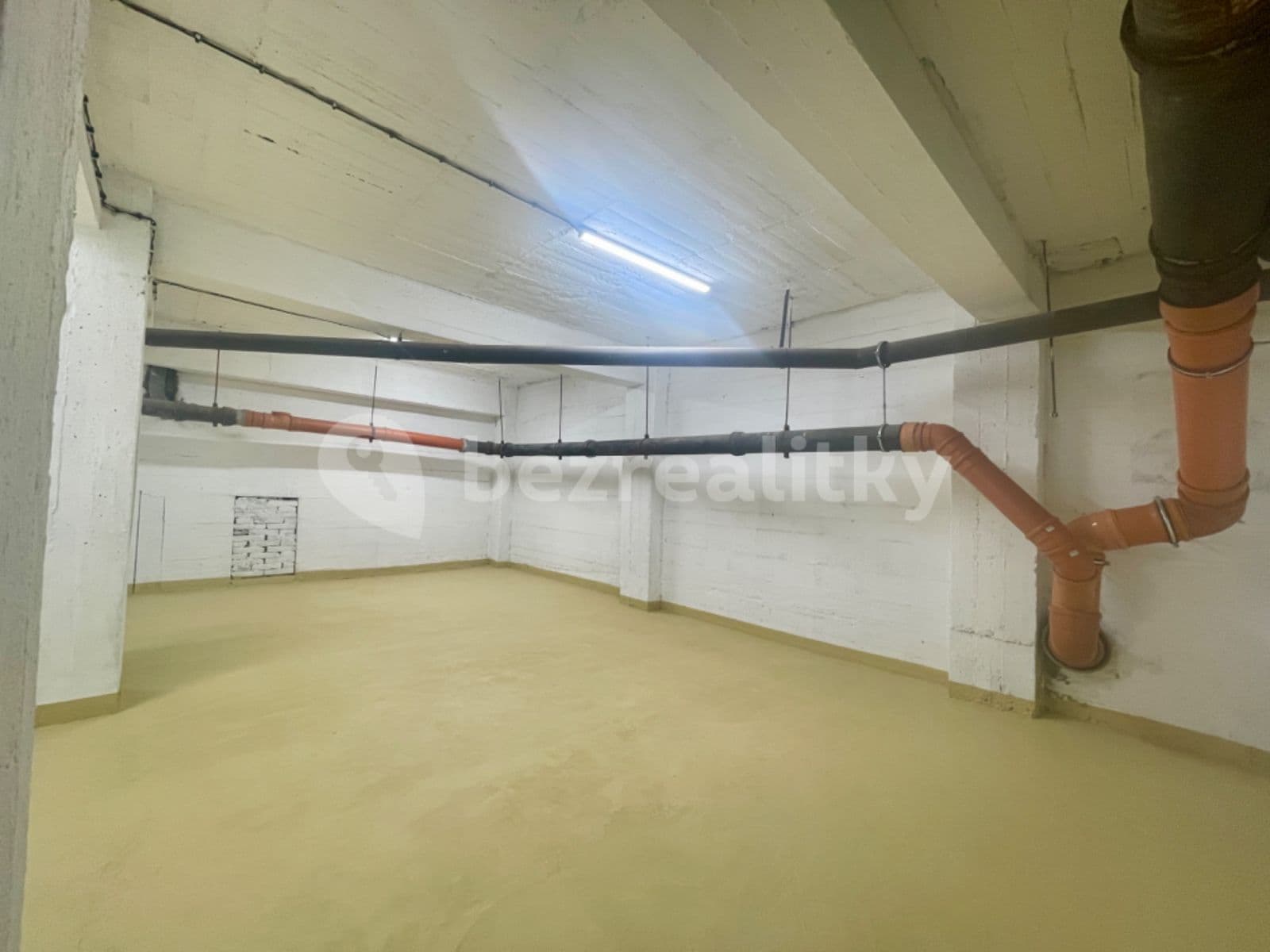 Pronájem nebytového prostoru 45 m², Za Hládkovem, Praha, Praha Pronájem nebytového prostoru 45 m², Za Hládkovem, Praha, Praha