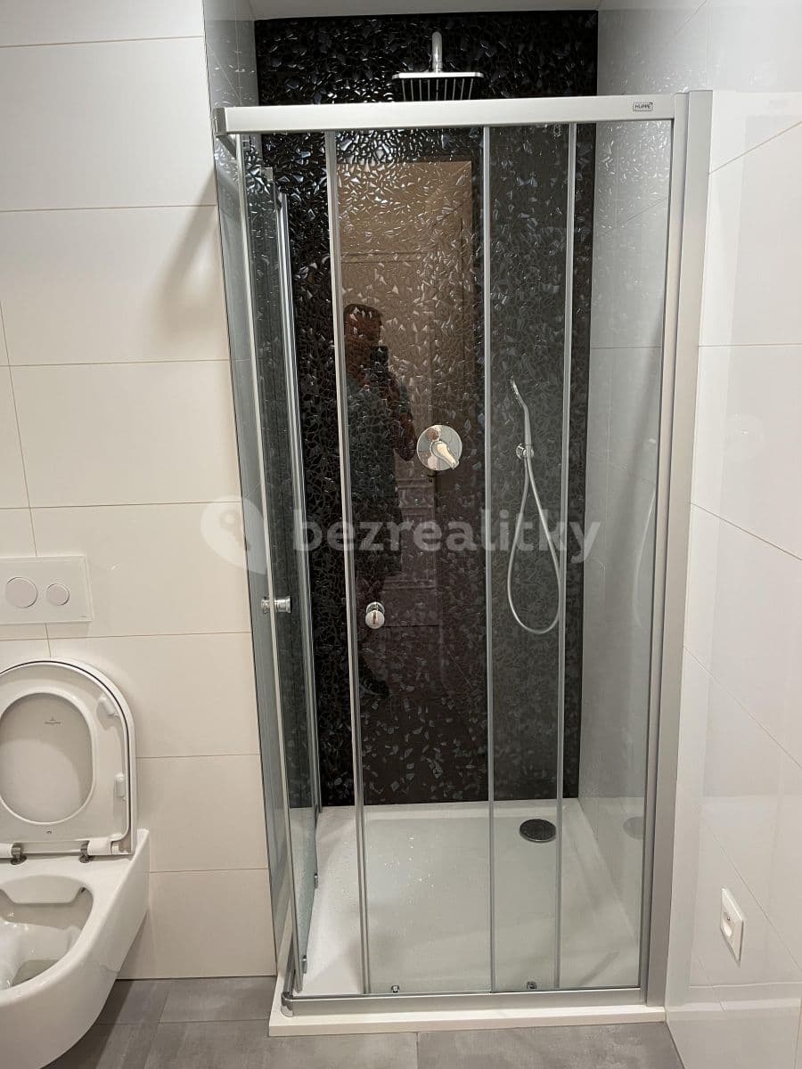 Pronájem bytu 1+kk 31 m², Rubešova, Praha, Praha Pronájem bytu 1+kk 31 m², Rubešova, Praha, Praha
