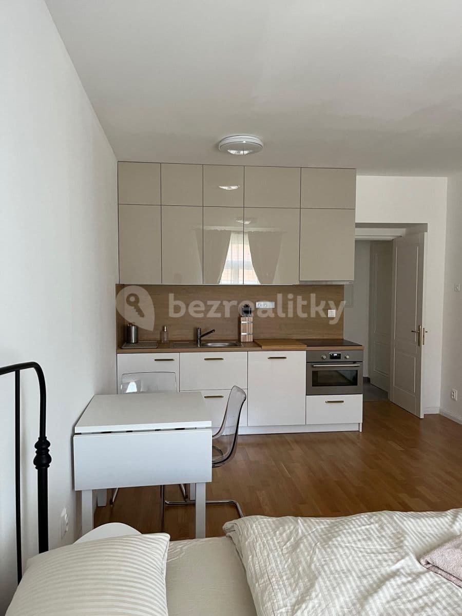 Pronájem bytu 1+kk 31 m², Rubešova, Praha, Praha Pronájem bytu 1+kk 31 m², Rubešova, Praha, Praha