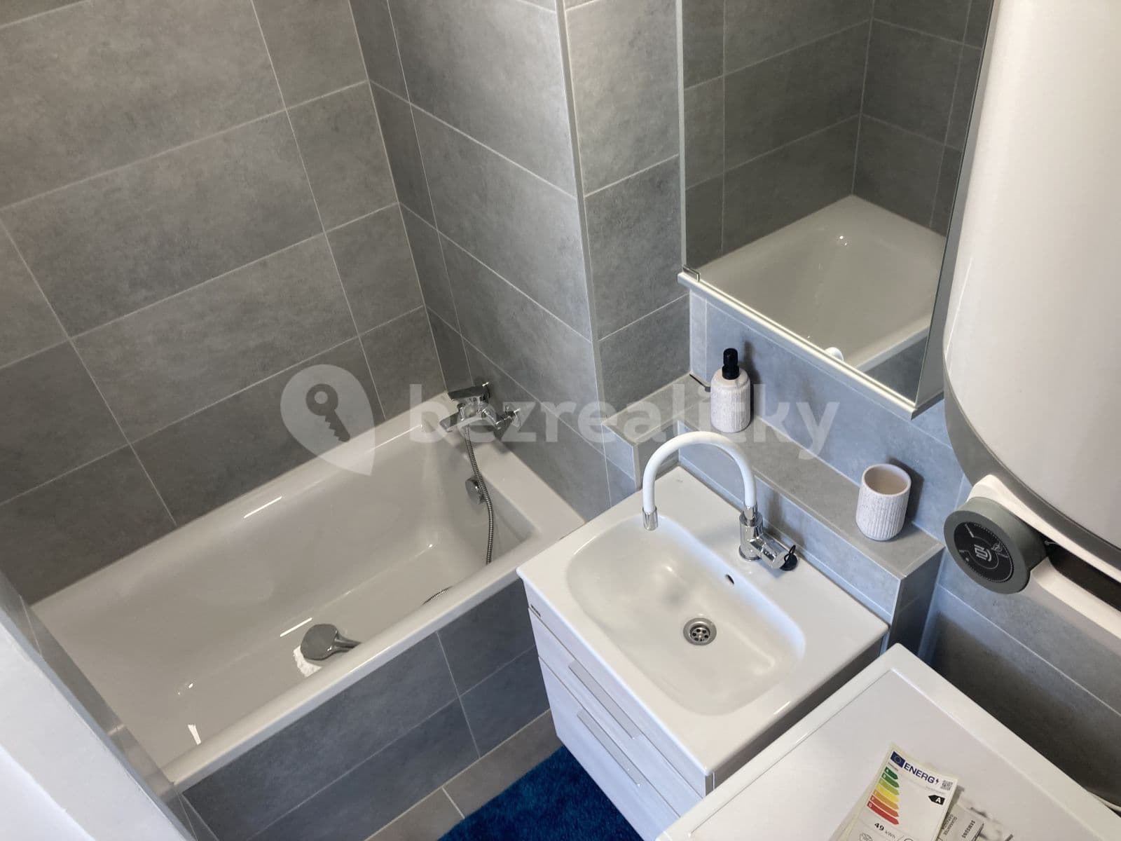 Pronájem bytu 3+1 68 m², Kneslova, Brno, Jihomoravský kraj Pronájem bytu 3+1 68 m², Kneslova, Brno, Jihomoravský kraj