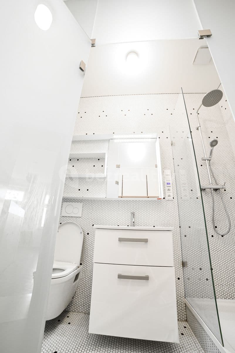 Pronájem bytu 1+1 37 m², Bubenská, Praha, Praha Pronájem bytu 1+1 37 m², Bubenská, Praha, Praha