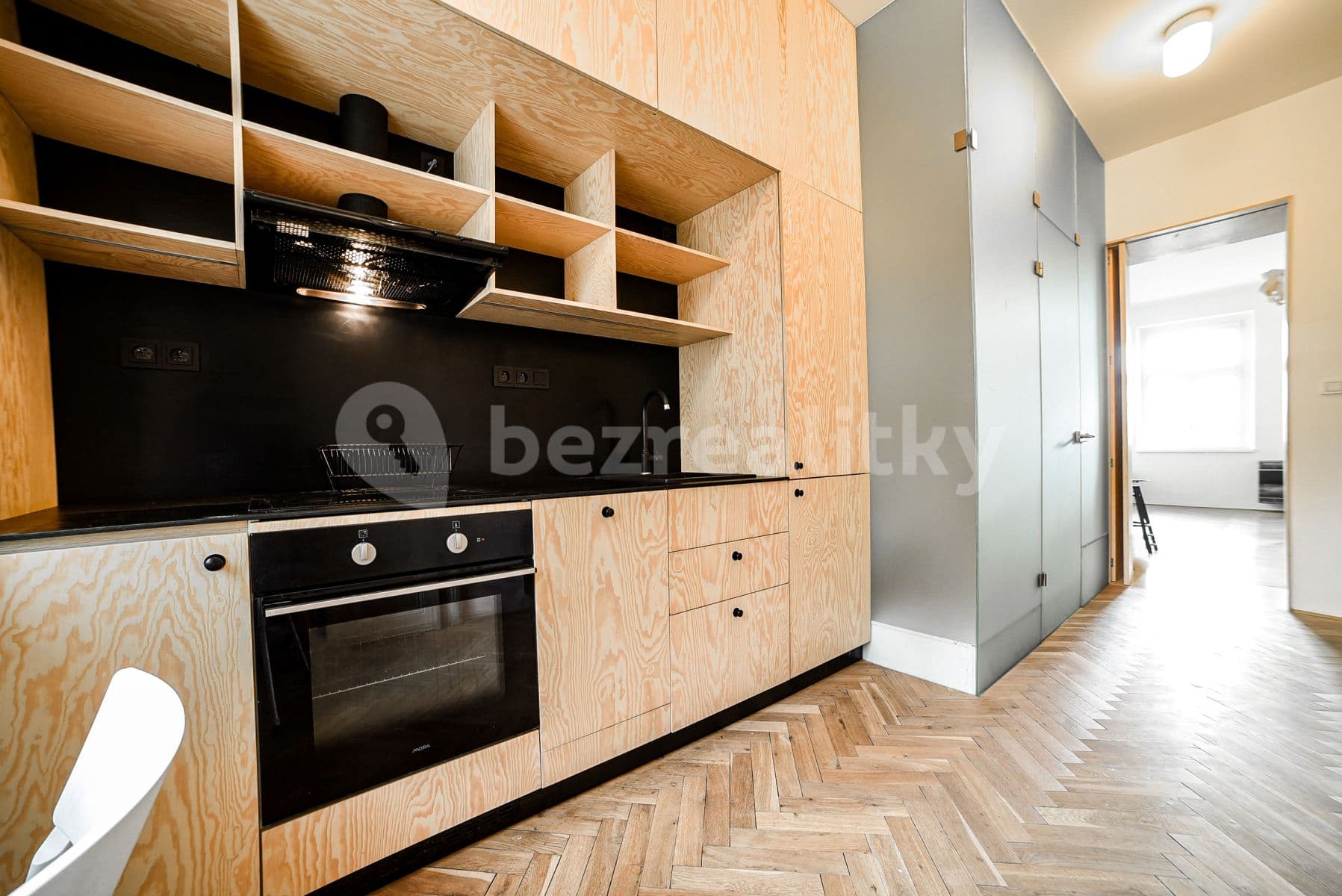 Pronájem bytu 1+1 37 m², Bubenská, Praha, Praha Pronájem bytu 1+1 37 m², Bubenská, Praha, Praha