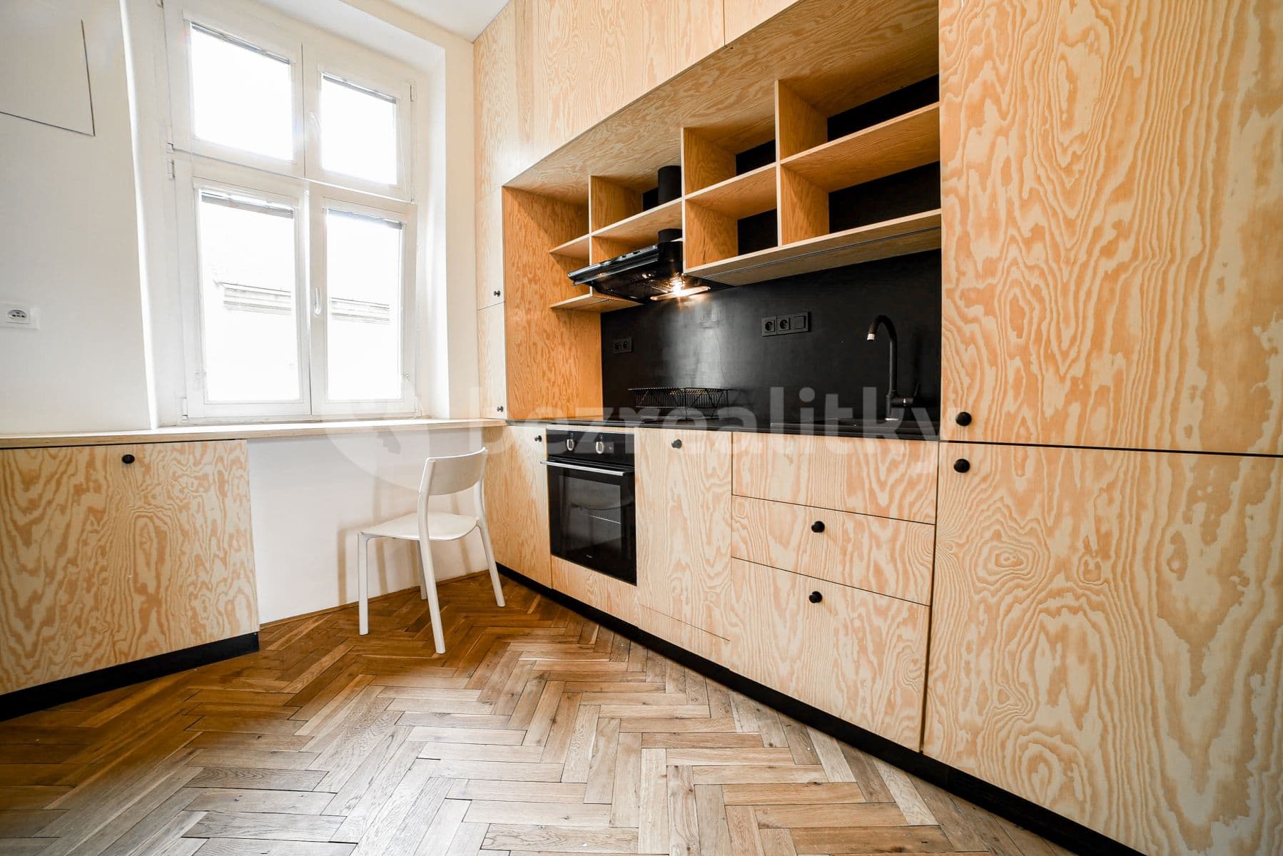 Pronájem bytu 1+1 37 m², Bubenská, Praha, Praha Pronájem bytu 1+1 37 m², Bubenská, Praha, Praha