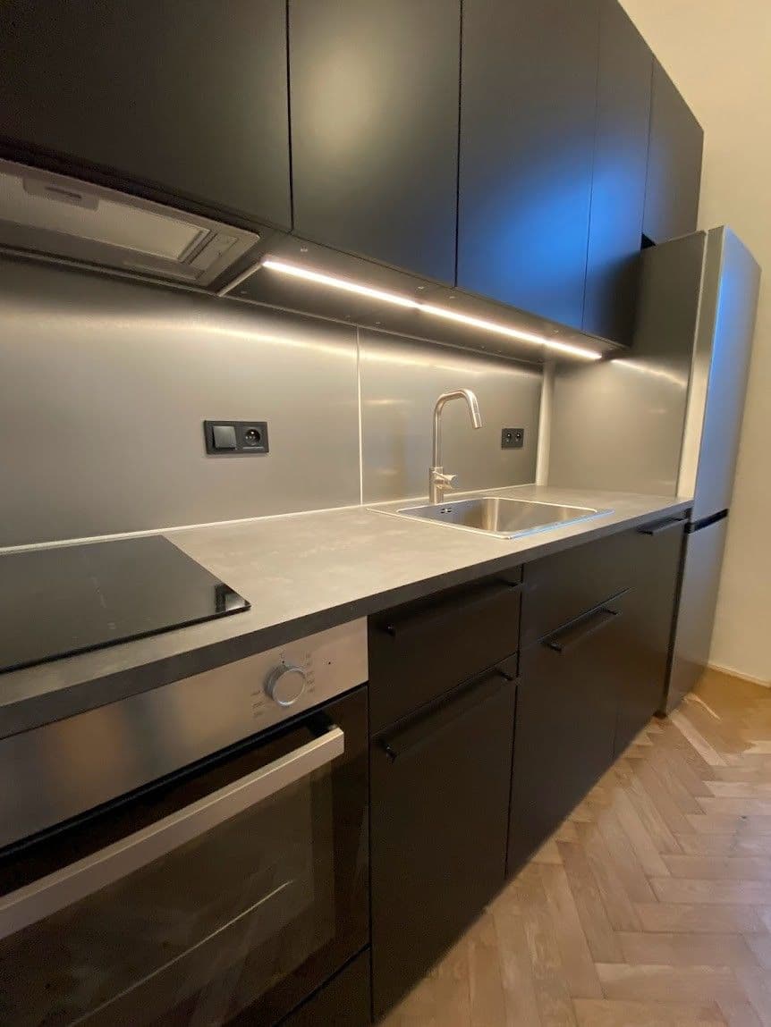 Pronájem bytu 2+kk 45 m², Na Bělidle, Praha, Praha Pronájem bytu 2+kk 45 m², Na Bělidle, Praha, Praha