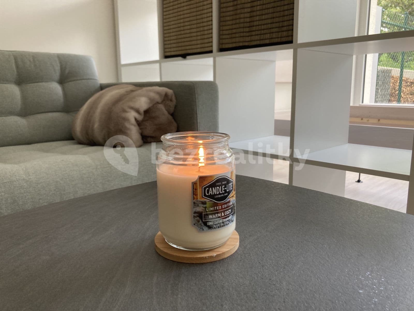 Pronájem bytu 1+kk 37 m², Pod Viaduktem, Praha, Praha Pronájem bytu 1+kk 37 m², Pod Viaduktem, Praha, Praha