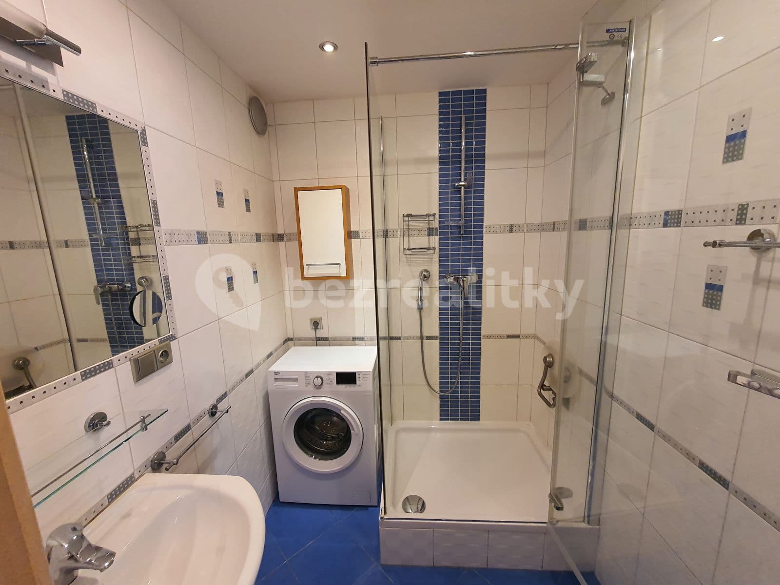 Pronájem bytu 3+kk 57 m², V Pláni, Praha, Praha Pronájem bytu 3+kk 57 m², V Pláni, Praha, Praha