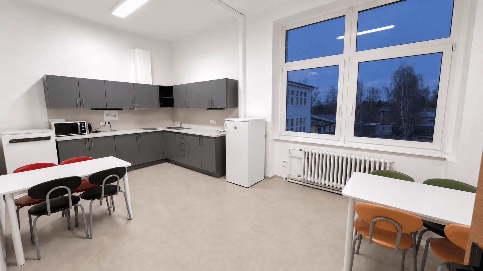 Pronájem kanceláře 18 m², Podnikatelská, Praha, Praha Pronájem kanceláře 18 m², Podnikatelská, Praha, Praha