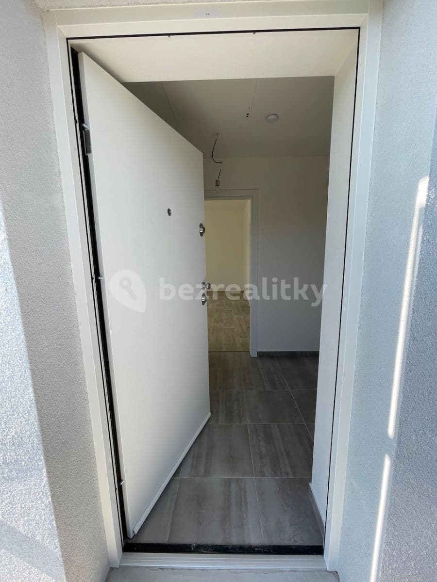 Pronájem bytu 2+kk 48 m², Urbáškova, Bučovice, Jihomoravský kraj Pronájem bytu 2+kk 48 m², Urbáškova, Bučovice, Jihomoravský kraj