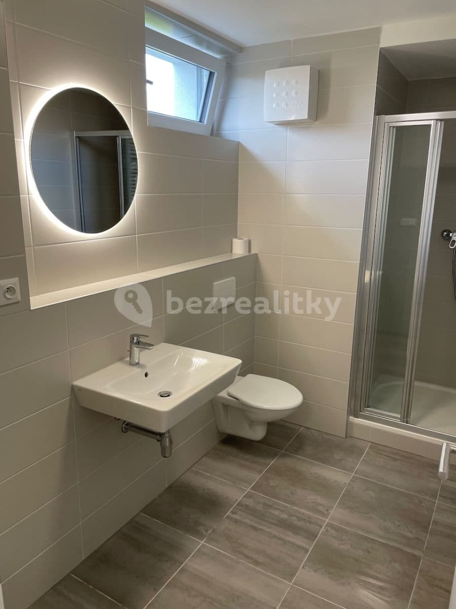 Pronájem bytu 2+kk 48 m², Urbáškova, Bučovice, Jihomoravský kraj Pronájem bytu 2+kk 48 m², Urbáškova, Bučovice, Jihomoravský kraj