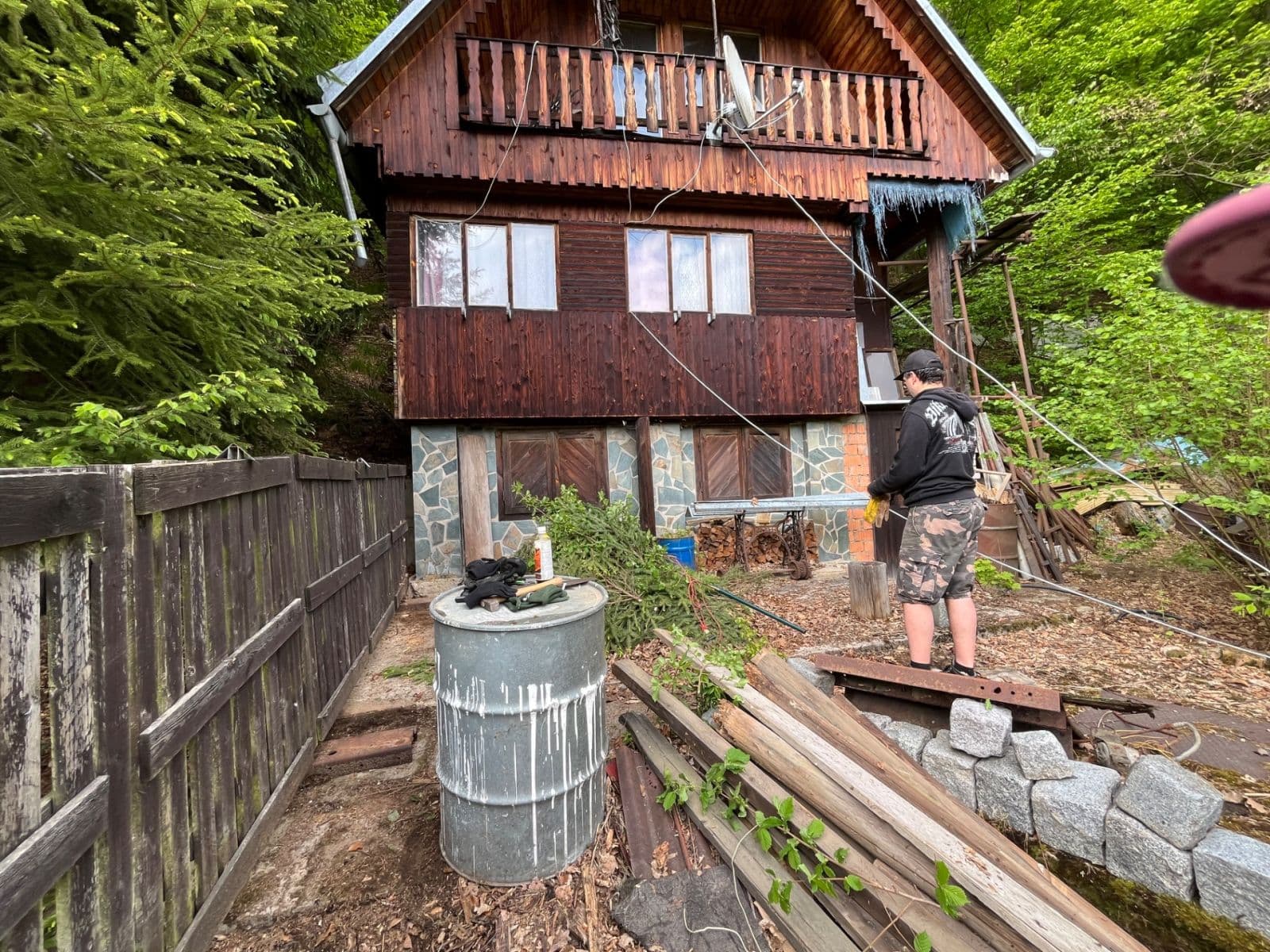 Prodej chaty, chalupy 100 m², pozemek 1.000 m², Černé Voděrady, Středočeský kraj Prodej chaty, chalupy 100 m², pozemek 1.000 m², Černé Voděrady, Středočeský kraj