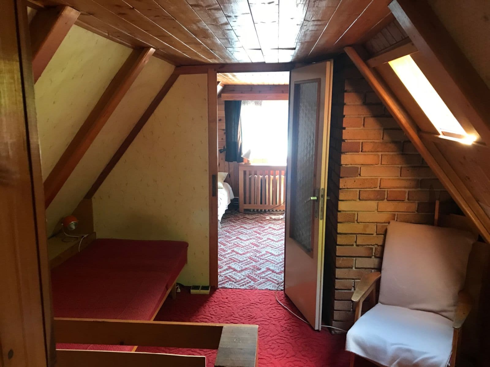 Prodej chaty, chalupy 100 m², pozemek 1.000 m², Černé Voděrady, Středočeský kraj Prodej chaty, chalupy 100 m², pozemek 1.000 m², Černé Voděrady, Středočeský kraj