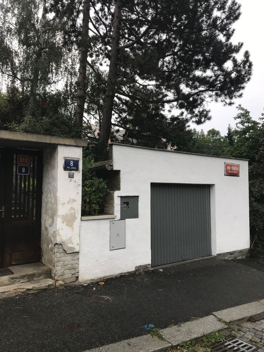 Prodej nebytového prostoru 27 m², Pod Pekařkou, Praha, Praha Prodej nebytového prostoru 27 m², Pod Pekařkou, Praha, Praha