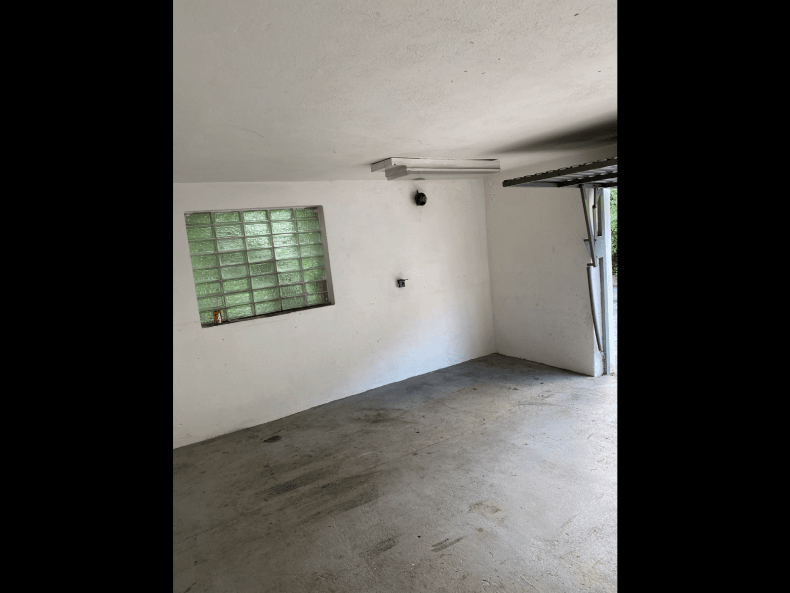 Prodej nebytového prostoru 27 m², Pod Pekařkou, Praha, Praha Prodej nebytového prostoru 27 m², Pod Pekařkou, Praha, Praha