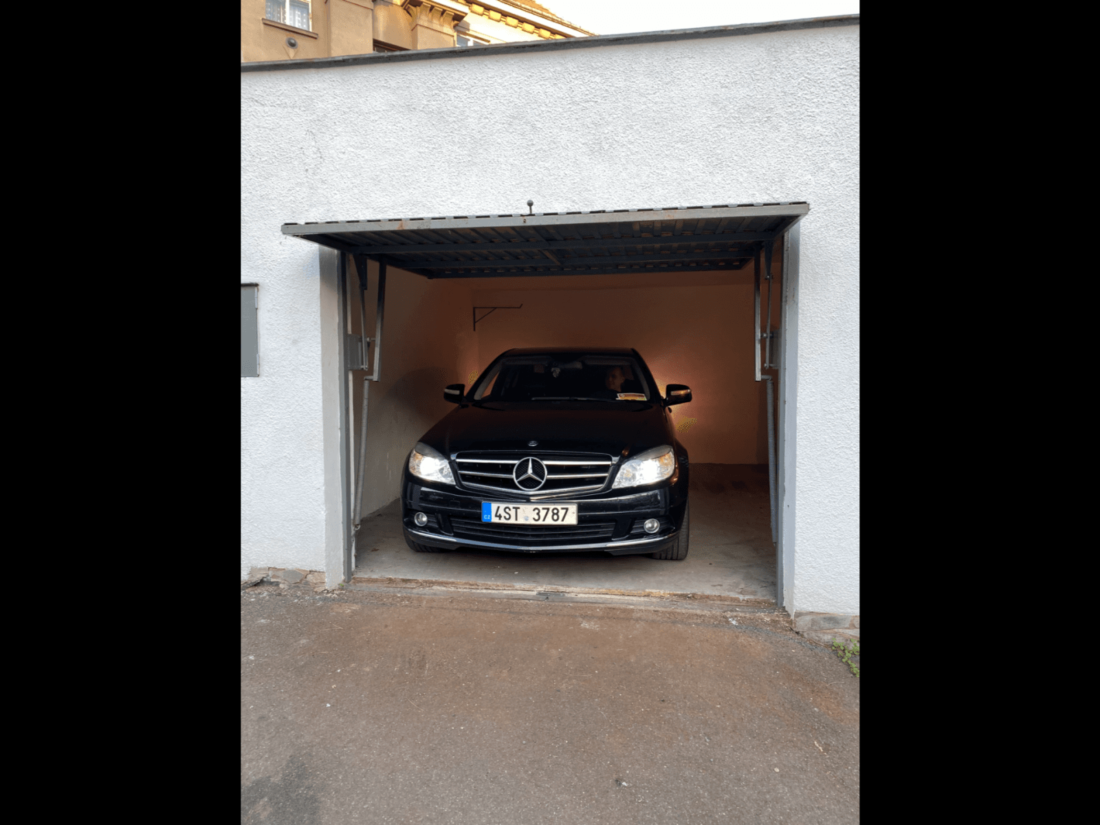 Prodej nebytového prostoru 27 m², Pod Pekařkou, Praha, Praha Prodej nebytového prostoru 27 m², Pod Pekařkou, Praha, Praha