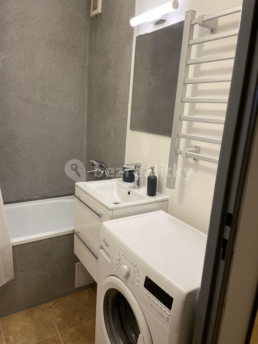 Pronájem bytu Garsoniéra 30 m², Ostrava, Moravskoslezský kraj Pronájem bytu Garsoniéra 30 m², Ostrava, Moravskoslezský kraj