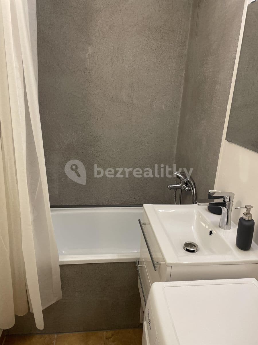 Pronájem bytu Garsoniéra 30 m², Ostrava, Moravskoslezský kraj Pronájem bytu Garsoniéra 30 m², Ostrava, Moravskoslezský kraj