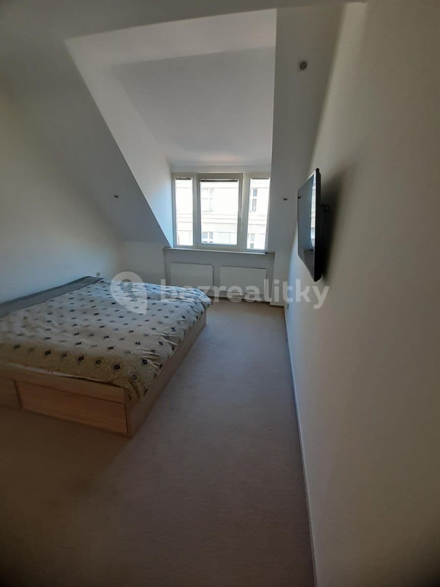 Pronájem bytu 2+kk 60 m², Bulharská, Praha, Praha Pronájem bytu 2+kk 60 m², Bulharská, Praha, Praha