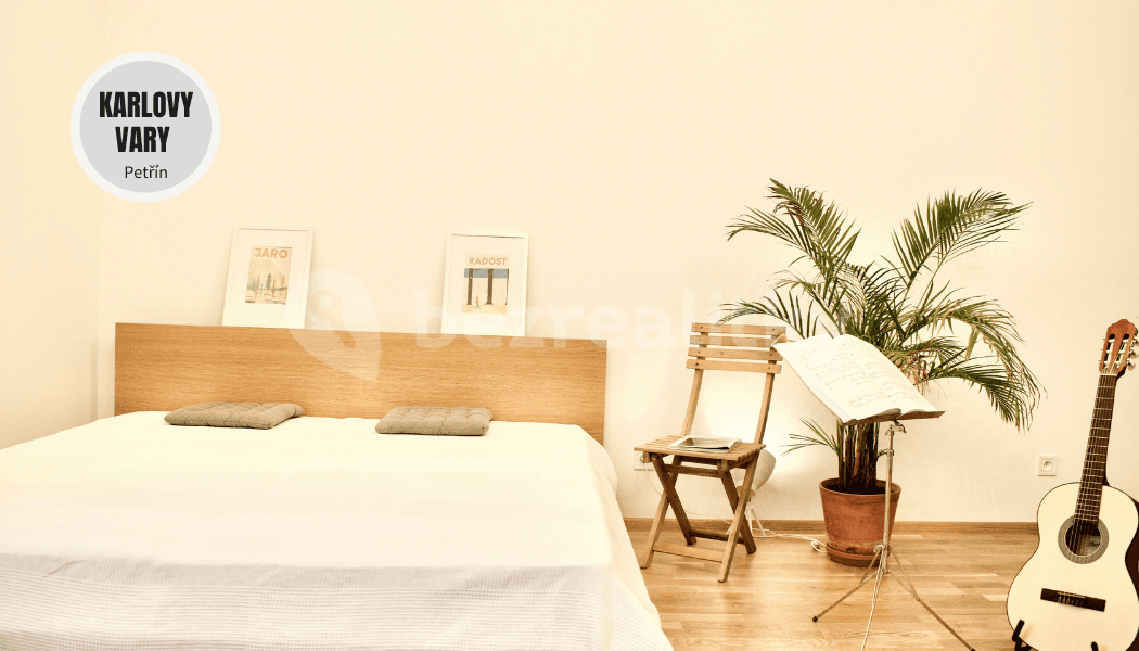 Pronájem bytu 2+kk 45 m², Petřín, Karlovy Vary, Karlovarský kraj Pronájem bytu 2+kk 45 m², Petřín, Karlovy Vary, Karlovarský kraj