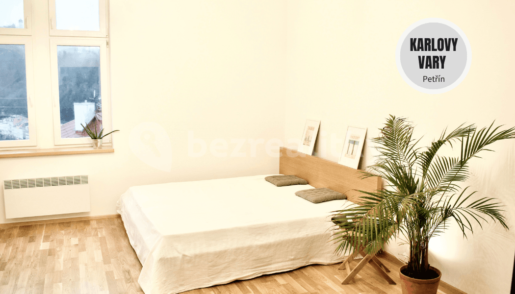 Pronájem bytu 2+kk 45 m², Petřín, Karlovy Vary, Karlovarský kraj Pronájem bytu 2+kk 45 m², Petřín, Karlovy Vary, Karlovarský kraj