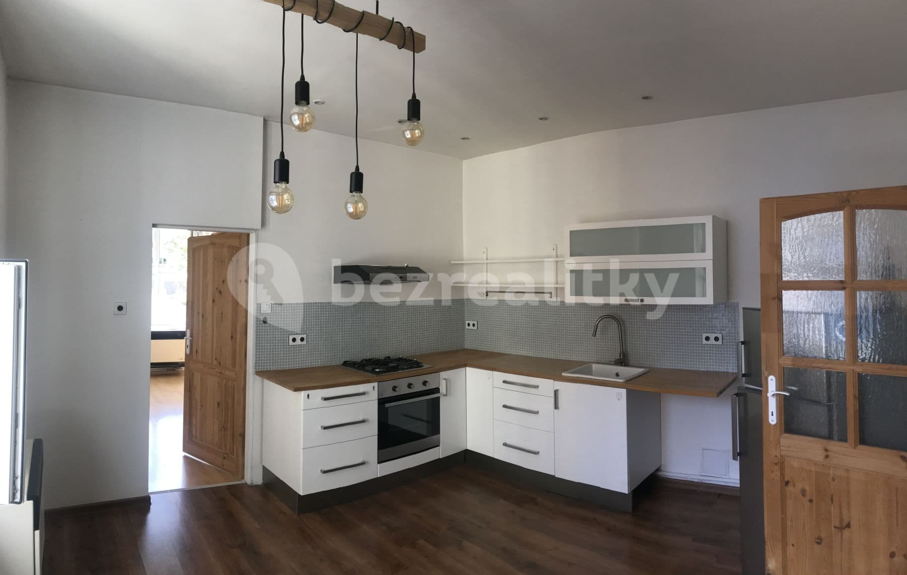 Pronájem bytu 1+1 44 m², Adamovská, Praha, Praha Pronájem bytu 1+1 44 m², Adamovská, Praha, Praha